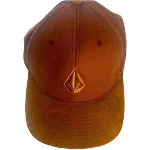 Volcom Flexfit baseball cap. Suede brim. Excellent condition. S/M. Brown.